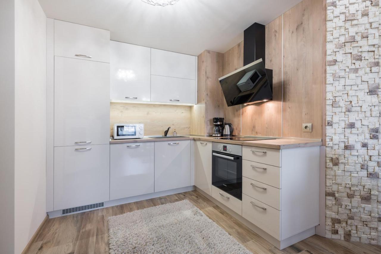 Apartments Cats Varna Exterior photo