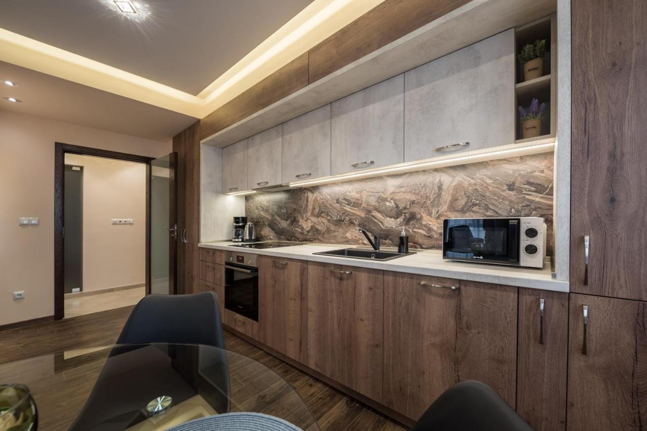 Apartments Cats Varna Exterior photo