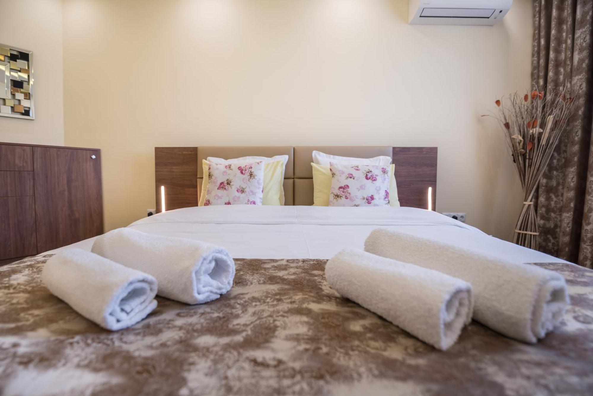 Apartments Cats Varna Room photo